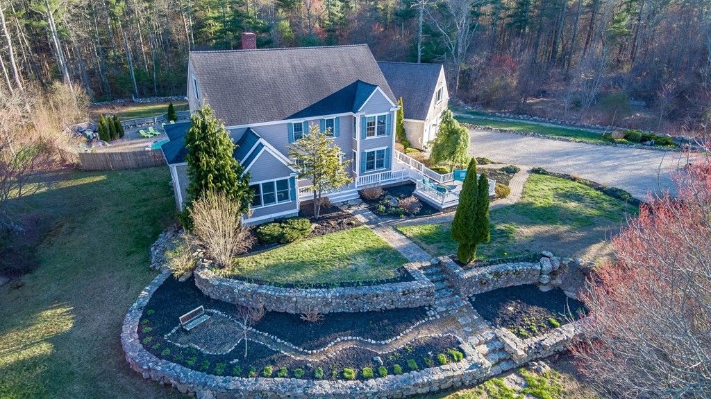 308 New Bedford Road Rochester, MA 02770 - Photo 3 of 42