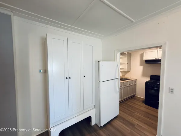 $1,200 | 174 Oak Street, Pittston, PA 18640