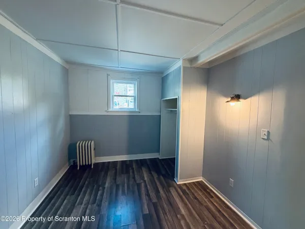 $1,200 | 174 Oak Street, Pittston, PA 18640