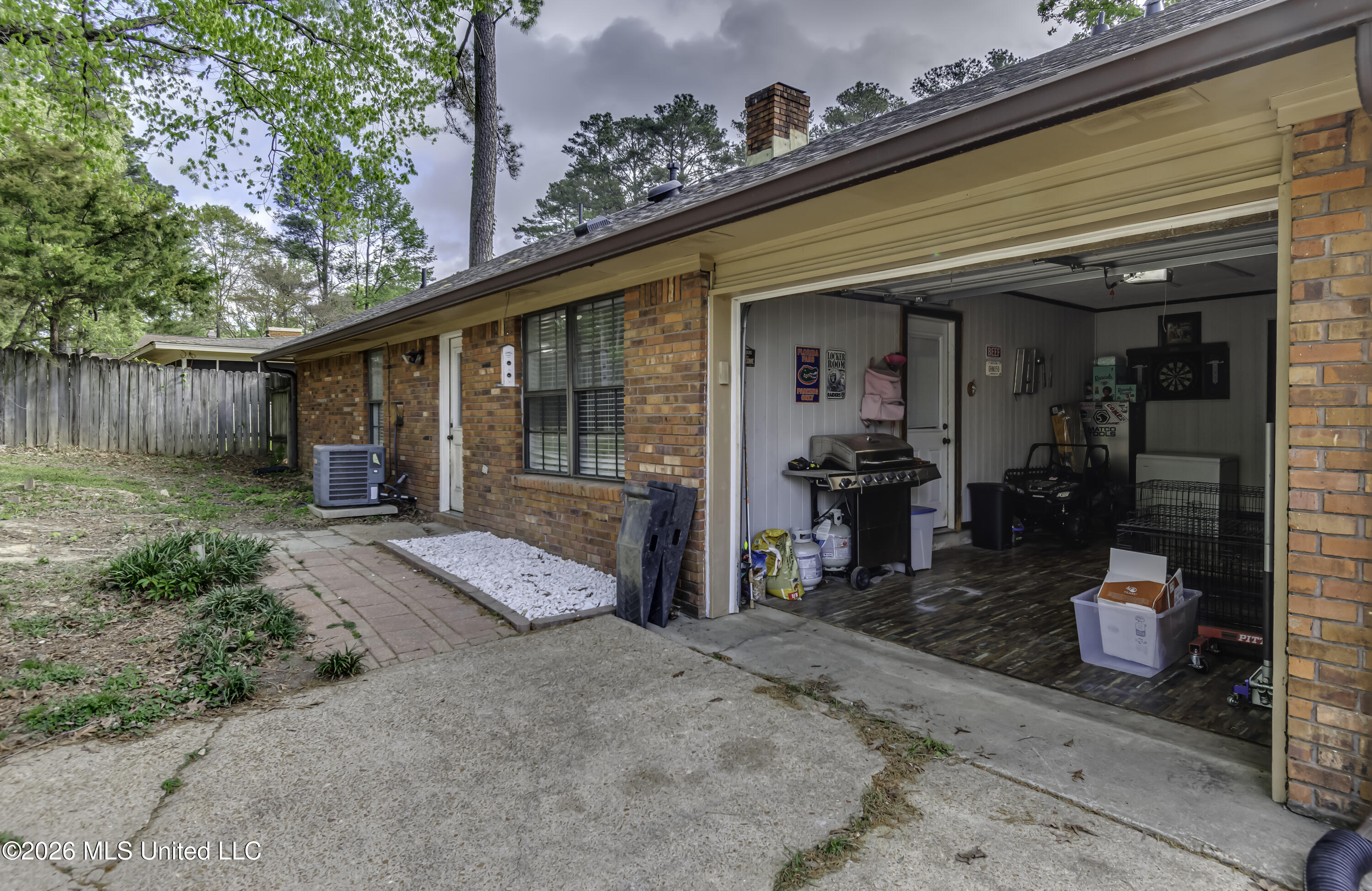 922 South College Street Brandon, MS 39042 - Photo 40 of 49 922 S College St--52