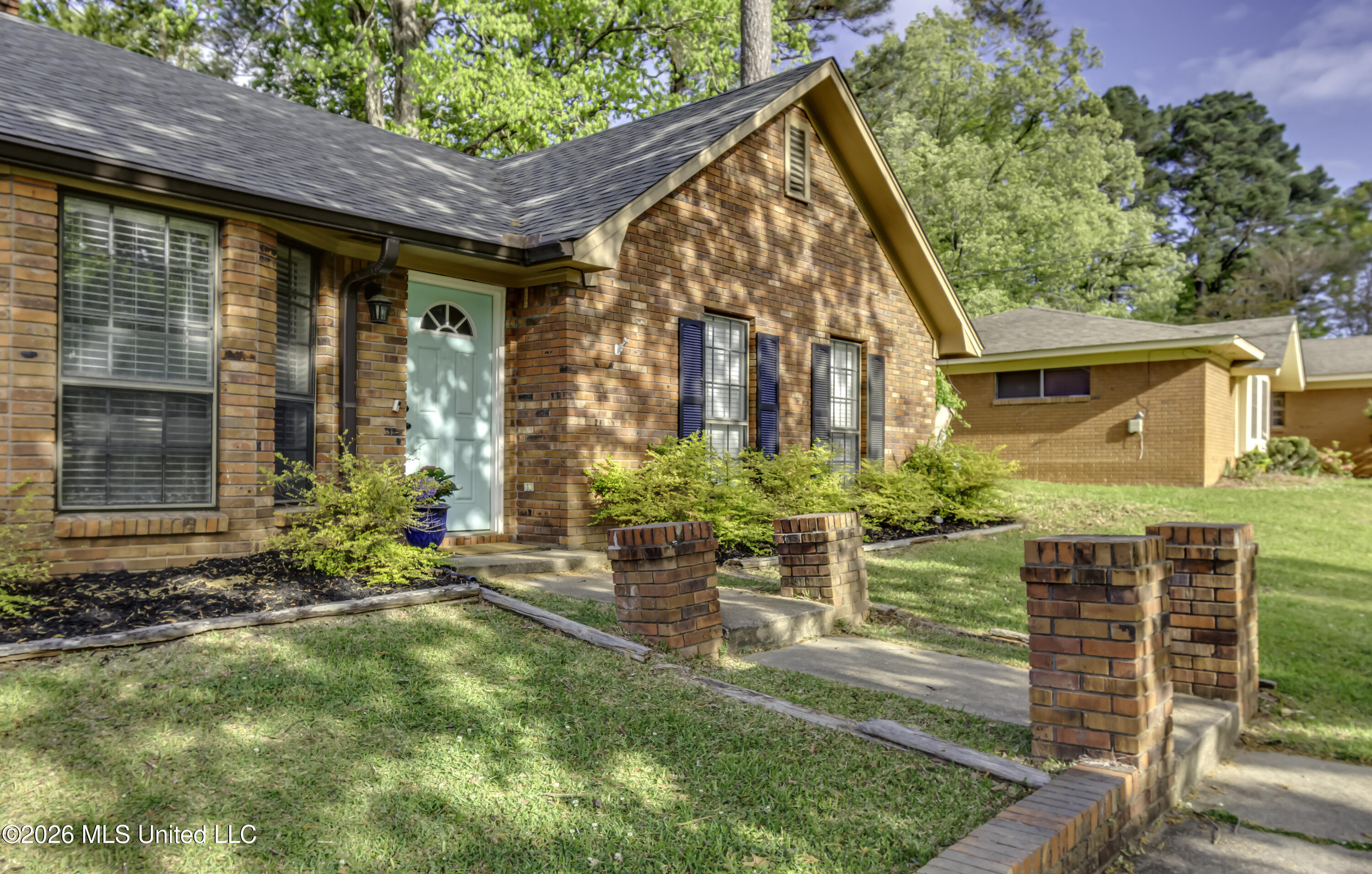 922 South College Street Brandon, MS 39042 - Photo 43 of 49 922 S College St--6