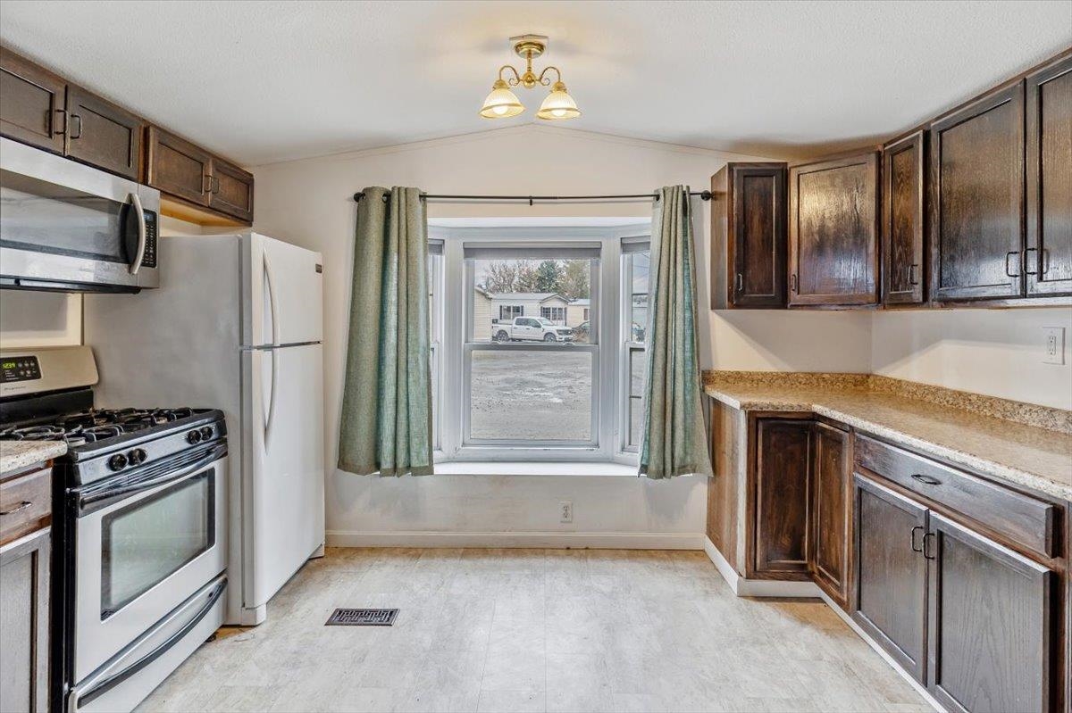 73 Pecor Avenue Milton, VT 05468 - Photo 22 of 23