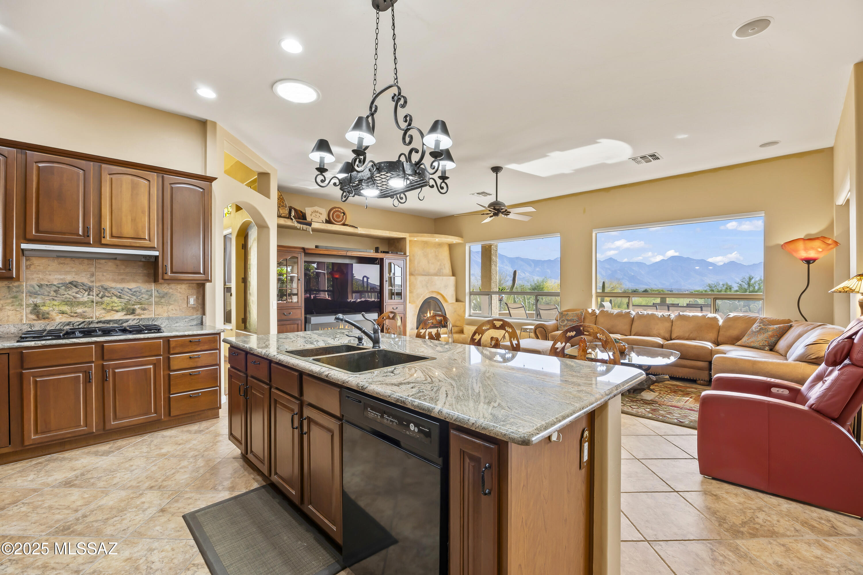 62893 East Flower Ridge Drive Tucson, AZ 85739 - Photo 18 of 49 Kitchen / Greatroom with Expansive Picture Windows with AMAZING VIEWS!