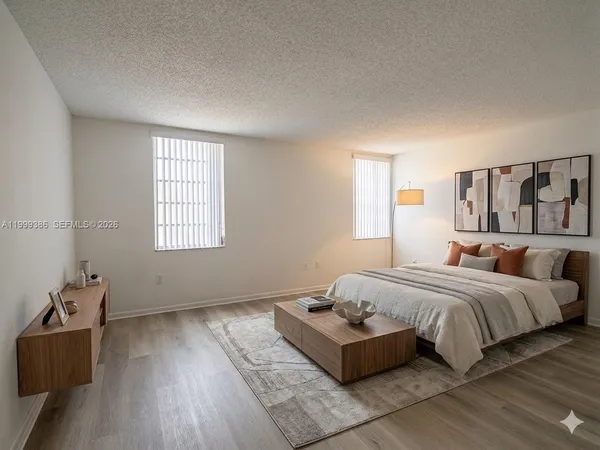 $285,000 | 1900 West 68th Street, Unit B203, Hialeah, FL 33014