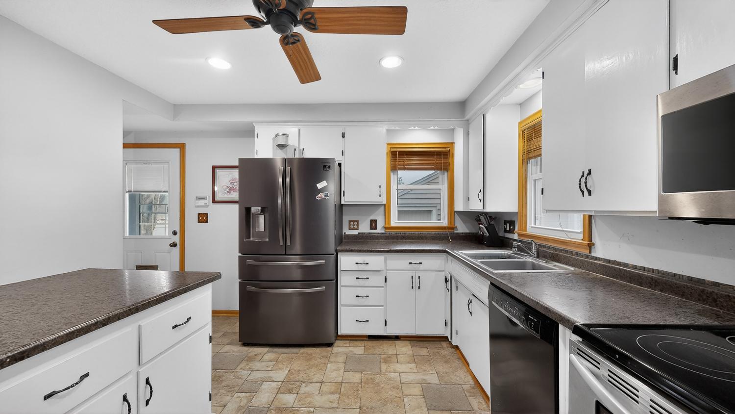 1447 13th Avenue Northwest Rochester, MN 55901 - Photo 14 of 38