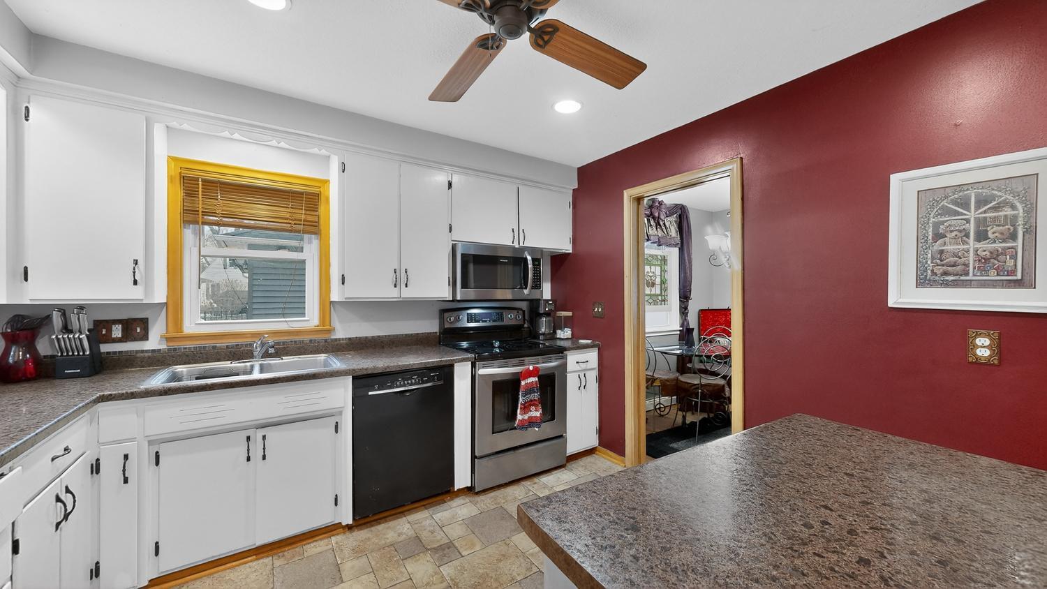 1447 13th Avenue Northwest Rochester, MN 55901 - Photo 17 of 38