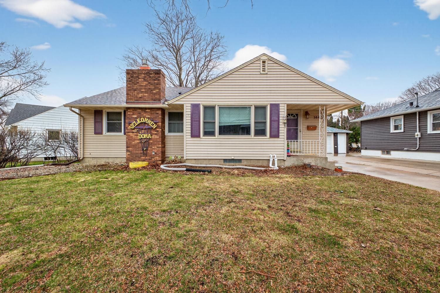 1447 13th Avenue Northwest Rochester, MN 55901 - Photo 2 of 38