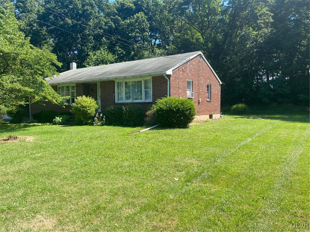 496 Township Line Road Nazareth, PA 18064 - Photo 3 of 28 Gallery Image 3