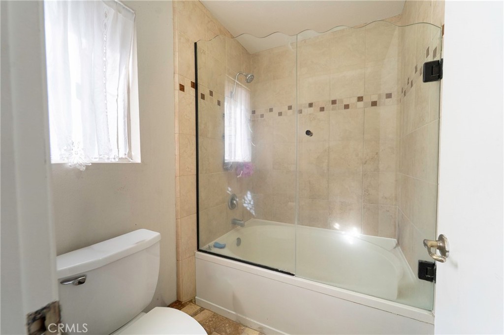 13584 Sutter Court Fontana, CA 92336 - Photo 29 of 38