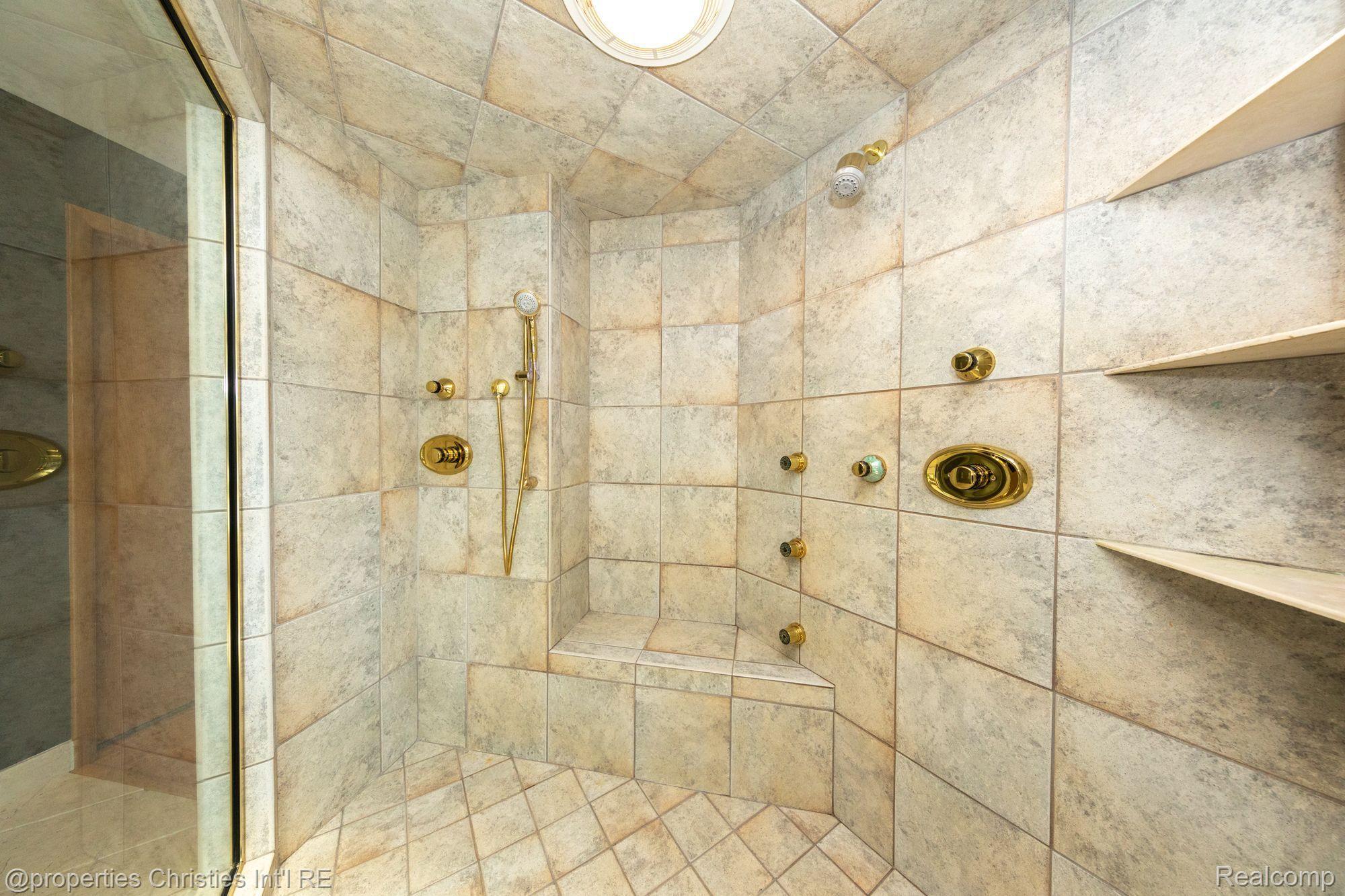 1661 Silver Bell Road Rochester, MI 48306 - Photo 32 of 77 Gallery Image 32
