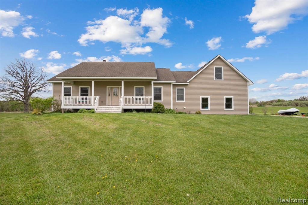 5138 Pingree Road Howell, MI 48843 - Photo 2 of 35