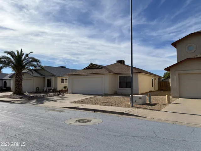 $1,895 | 19826 North 46th Avenue, Glendale, AZ 85308