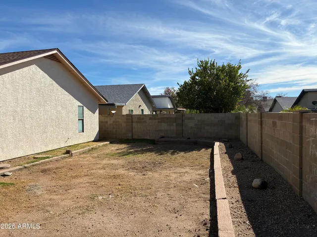 $1,895 | 19826 North 46th Avenue, Glendale, AZ 85308