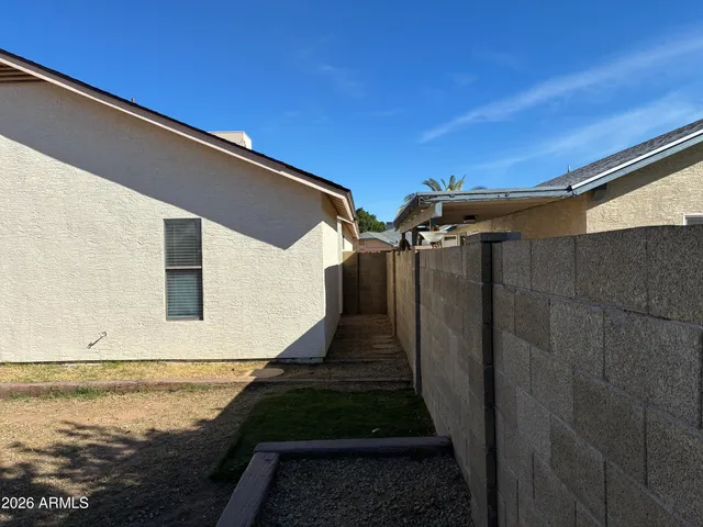 $1,895 | 19826 North 46th Avenue, Glendale, AZ 85308