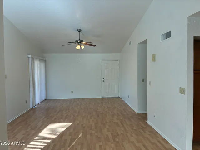 $1,895 | 19826 North 46th Avenue, Glendale, AZ 85308