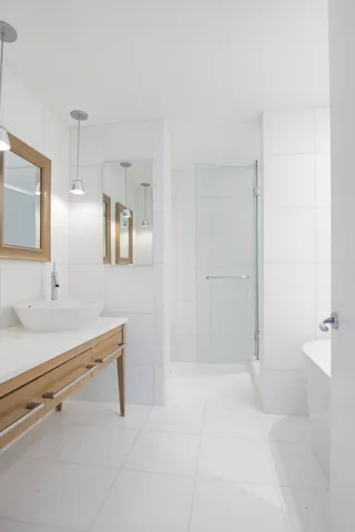 $950,000 | 340 East 23rd Street, Unit 5F | Gramercy