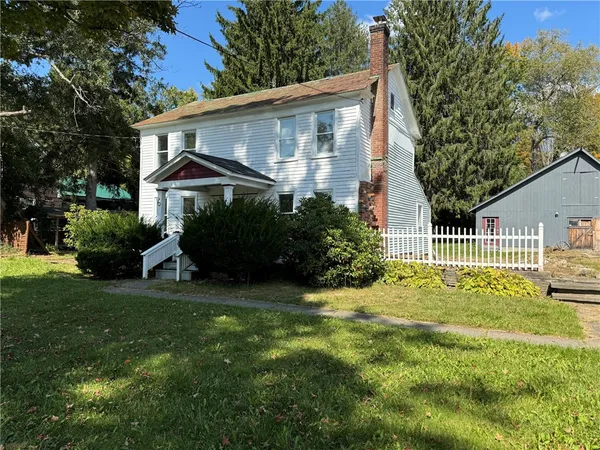 $140,000 | 6 West Street, Morris, NY 13808