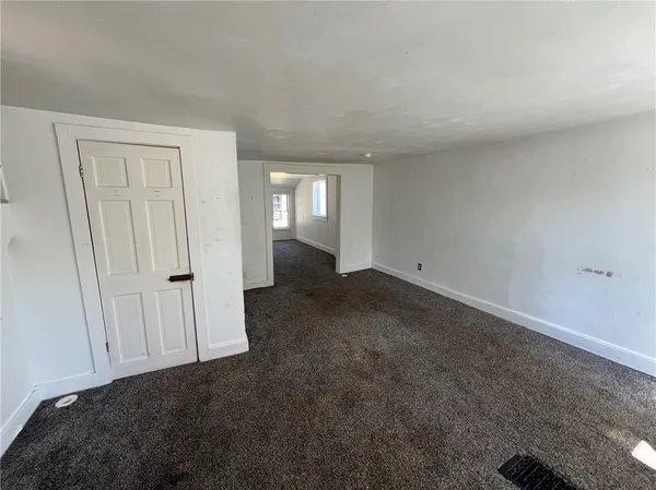 $140,000 | 6 West Street, Morris, NY 13808