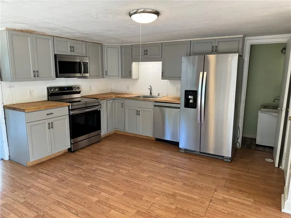 $140,000 | 6 West Street, Morris, NY 13808
