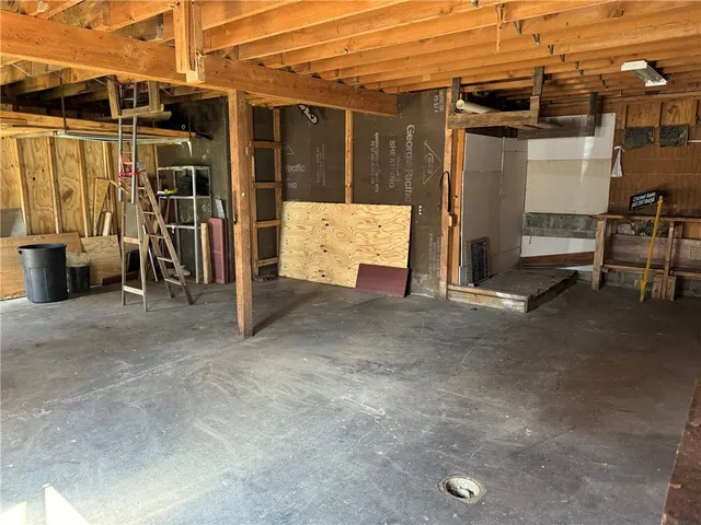 $140,000 | 6 West Street, Morris, NY 13808