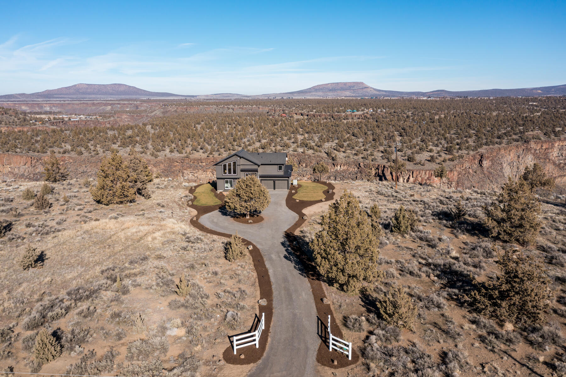 5200 Southwest Badger Road Terrebonne, OR 97760 - Photo 2 of 50 #2