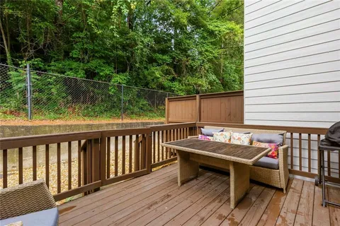 $334,900 | 1472 Liberty Parkway Northwest, Atlanta, GA 30318
