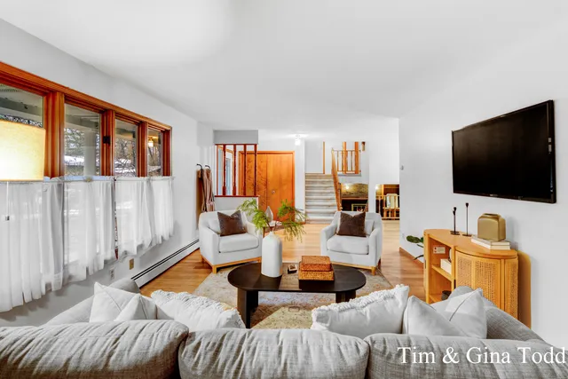 $415,000 | 16565 Beechnut Court, Grand Haven, MI 49417