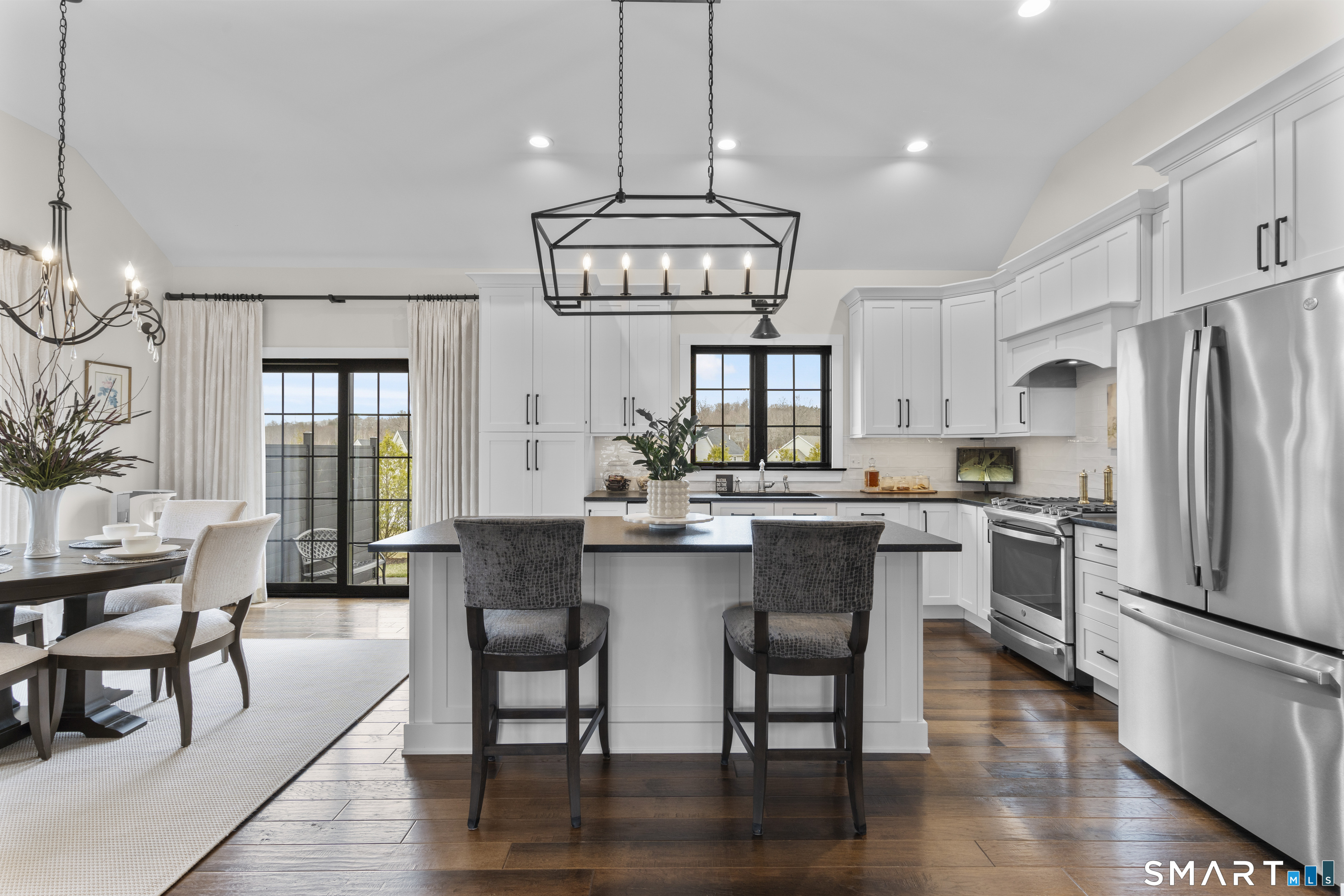 33 Wiegert Way Bristol, CT 06010 - Photo 9 of 39