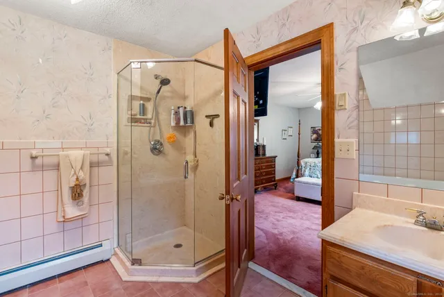 $499,900 | 10 Cleary Lane, Windsor, CT 06095