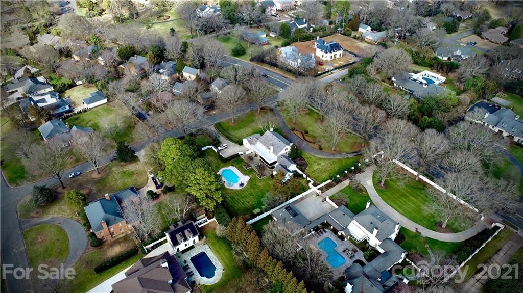 3400 Sharon Road Charlotte, NC 28211 - Photo 36 of 38 an aerial view of multiple house with yard