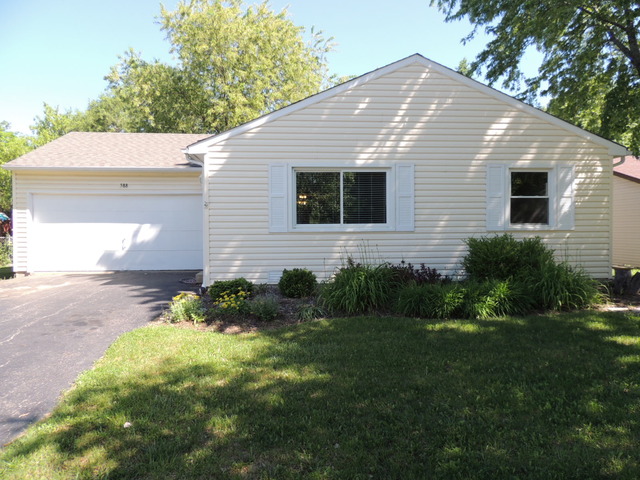 588 Norman Drive Cary, IL 60013 - Photo 1 of 8