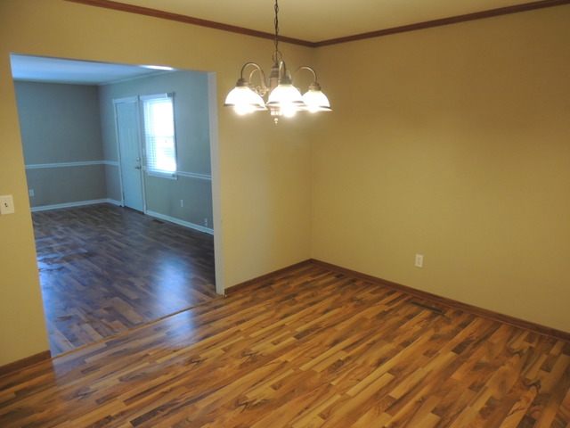 588 Norman Drive Cary, IL 60013 - Photo 5 of 8