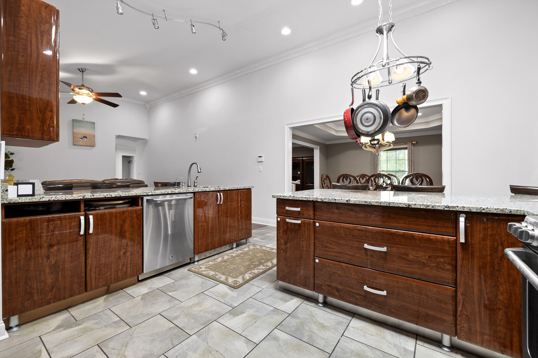 2026 Hickory Valley Road Chattanooga, TN 37421 - Photo 13 of 43 Hickory Valley-44