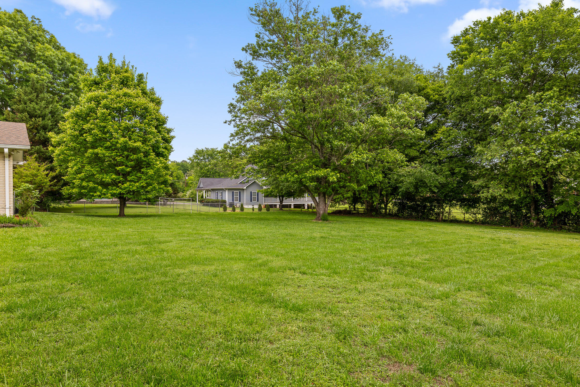 2026 Hickory Valley Road Chattanooga, TN 37421 - Photo 27 of 43 Hickory Valley-23