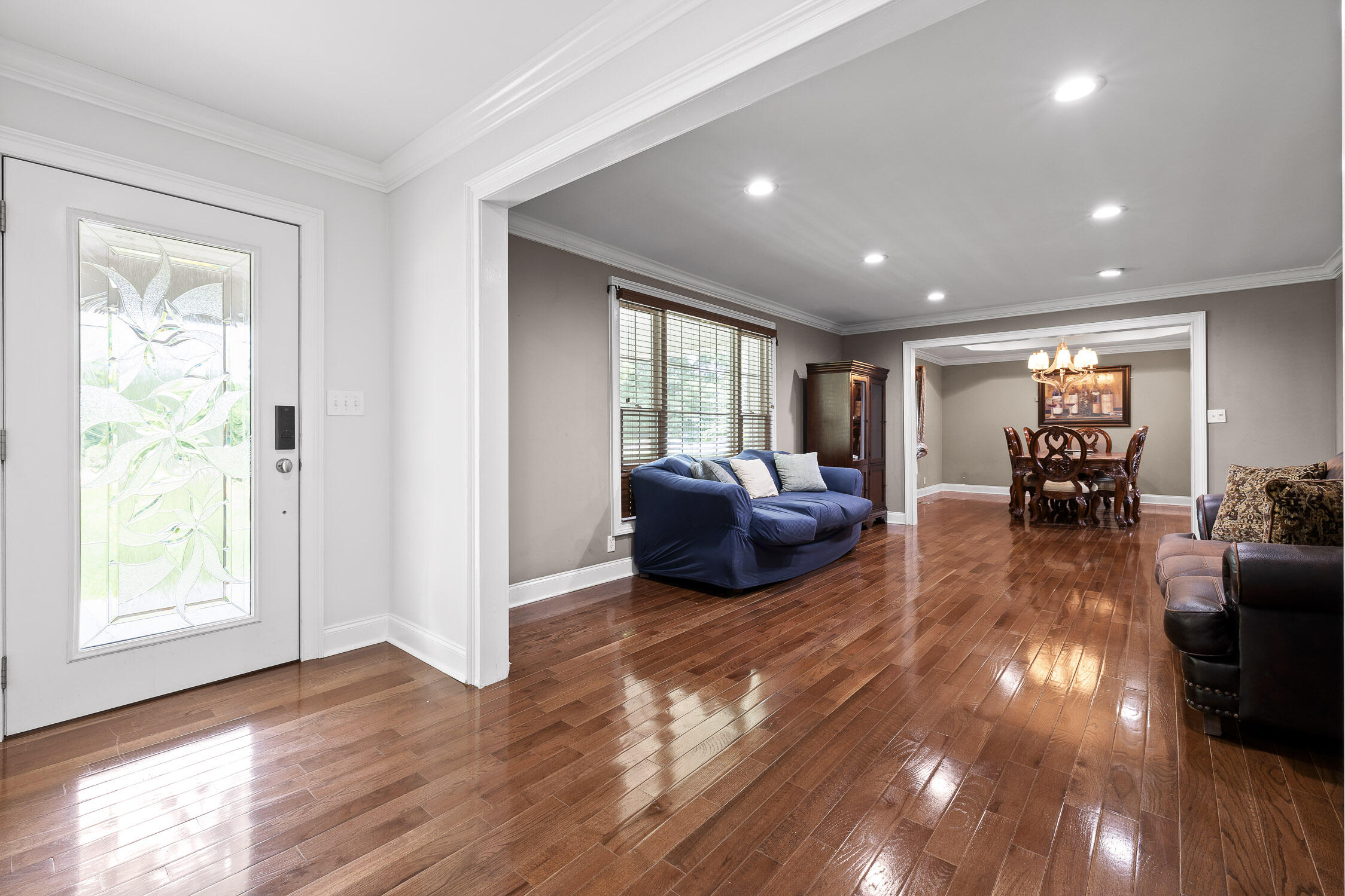 2026 Hickory Valley Road Chattanooga, TN 37421 - Photo 8 of 43 Hickory Valley-32