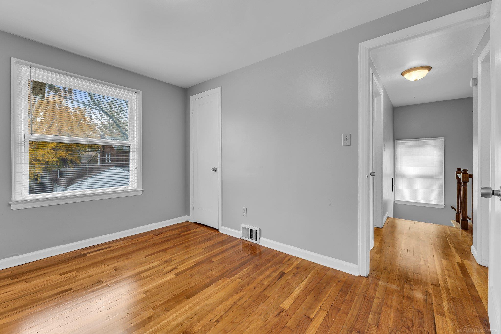 17182 Evergreen Road Detroit, MI 48219 - Photo 13 of 21 50168088-C15714E8-AD3A-4657-9437-B6FD05B46FF2.JPG