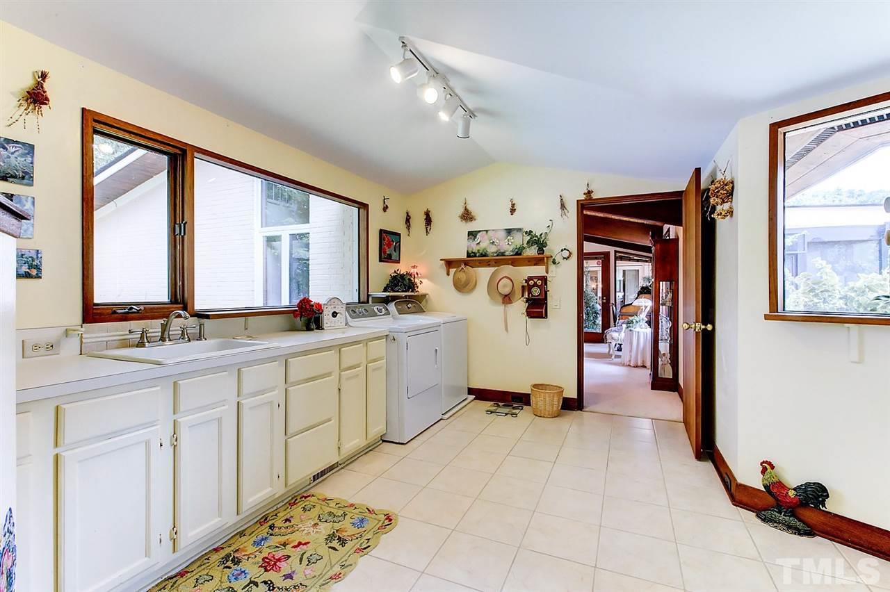 6908 Mere View Court Raleigh, NC 27606 - Photo 29 of 30 Gallery Image 29