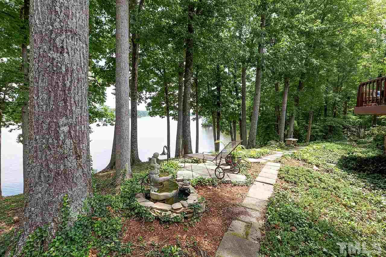 6908 Mere View Court Raleigh, NC 27606 - Photo 7 of 30 Gallery Image 7