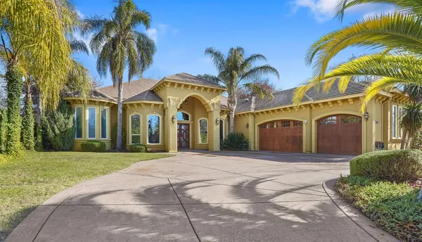 $1,049,000 | 3430 Nadine Street, Carmichael, CA 95608