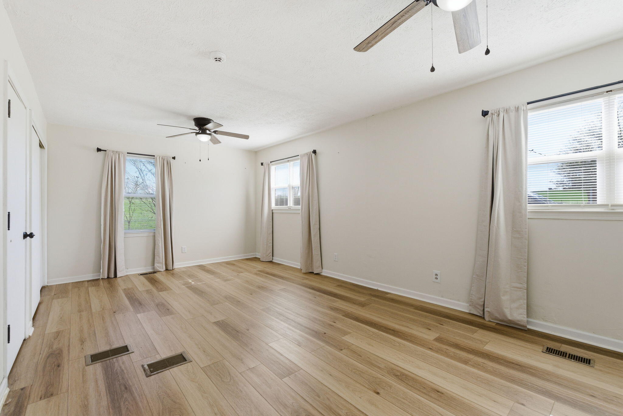 158 Riley Street Stamping Ground, KY 40379 - Photo 14 of 29 17-web-or-mls-DSC07886