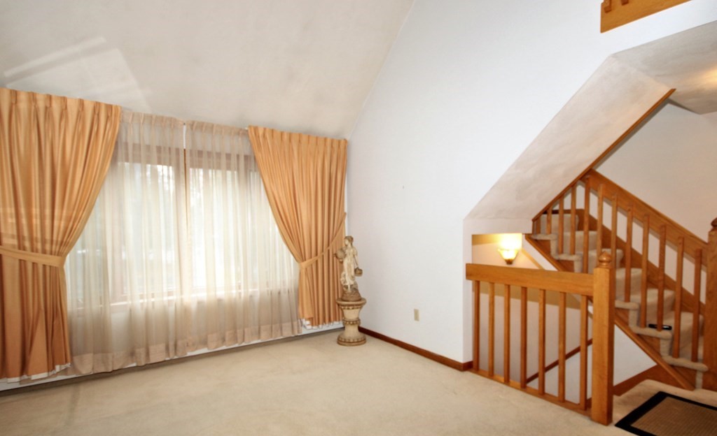 287 Sprague Street Dedham, MA 02026 - Photo 4 of 34 Gallery Image 4