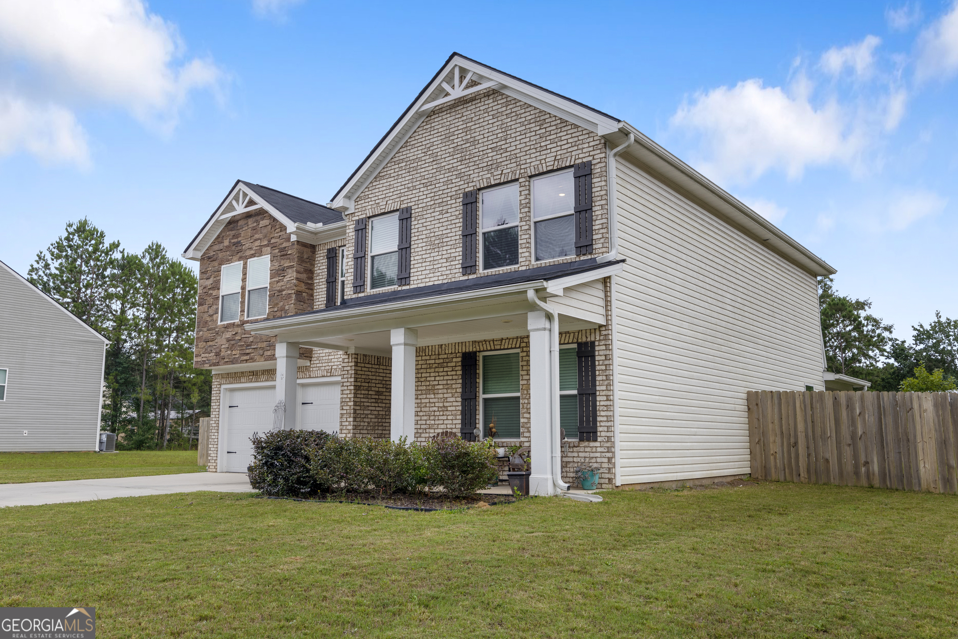 94 Galway Lane Hampton, GA 30228 - Photo 2 of 27