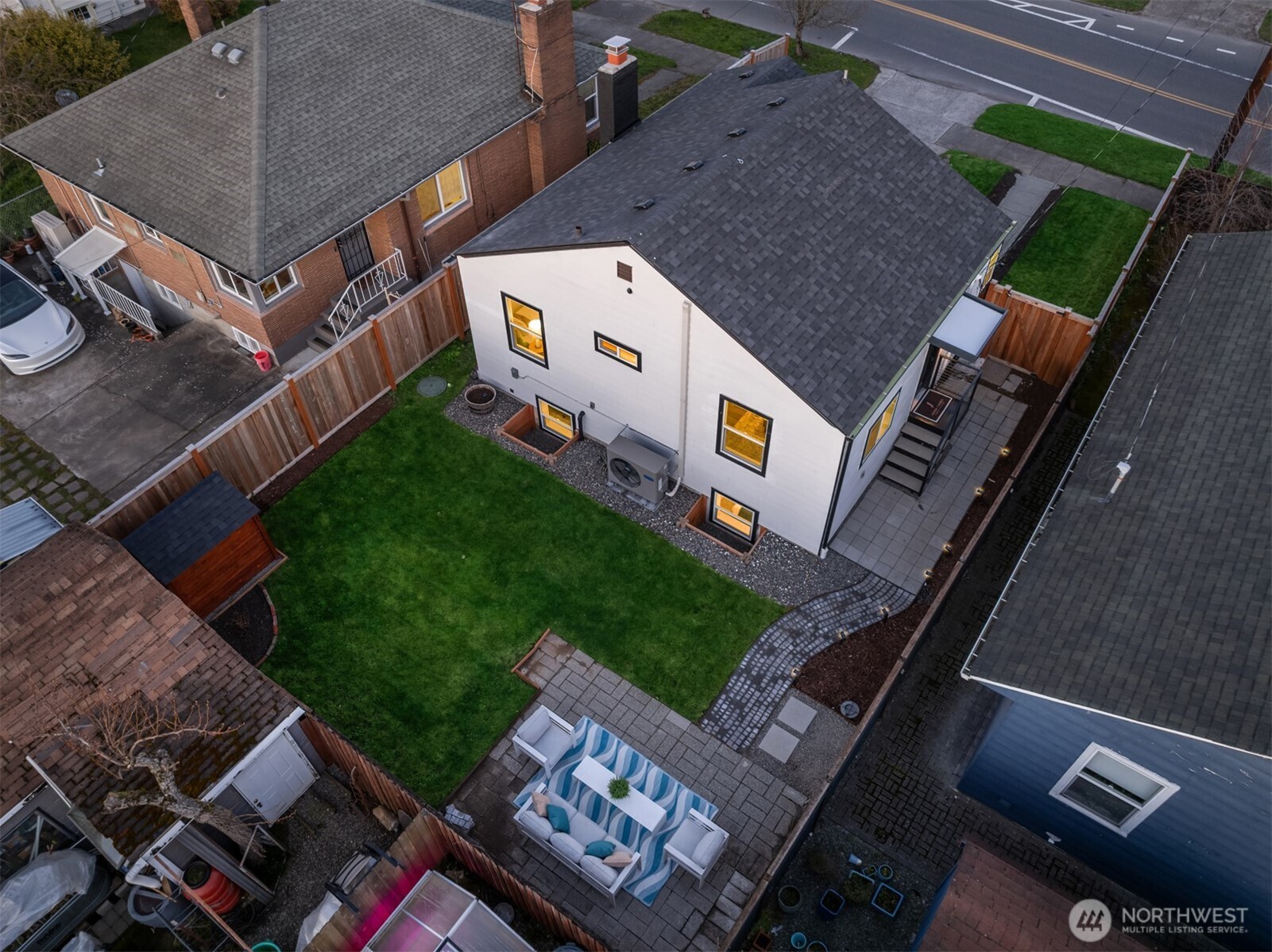 3017 15th Avenue South Seattle, WA 98144 - Photo 24 of 28