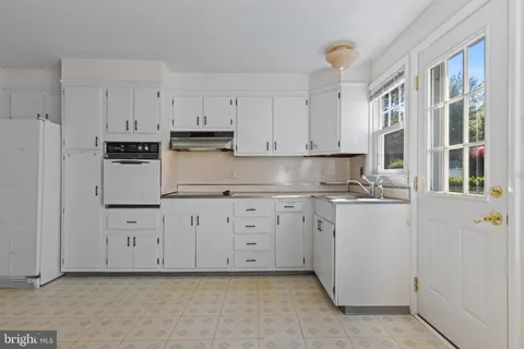$699,900 | 3558 Sawmill Road, Newtown Square, PA 19073