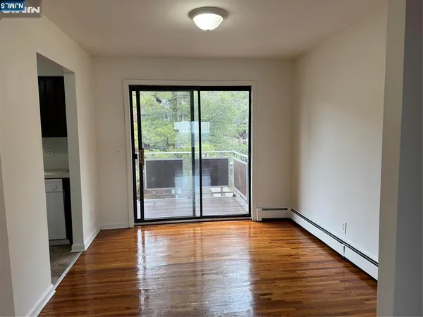 $2,650 | 101 Bellgrove Drive, Unit 1B, Mahwah, NJ 07430