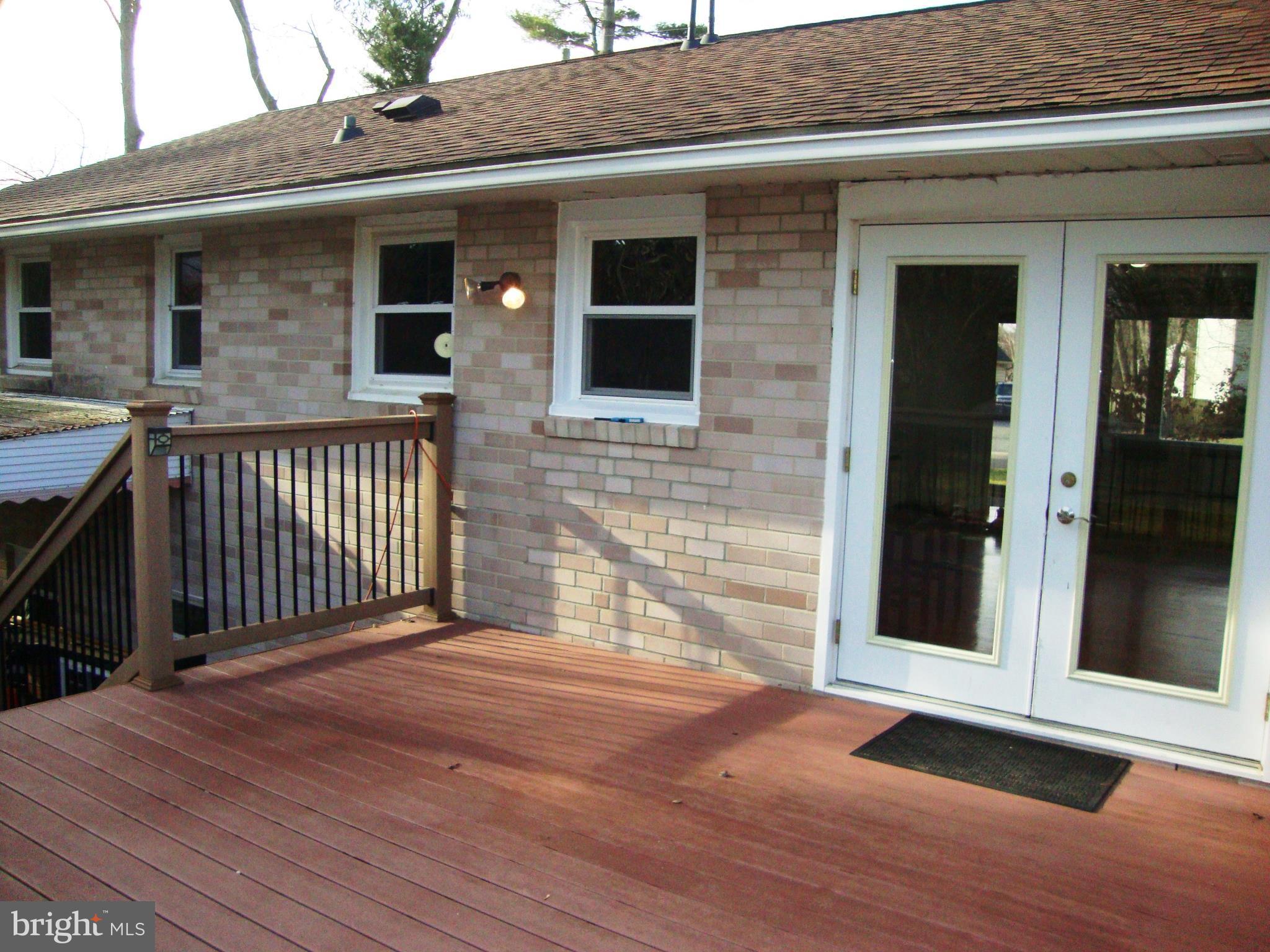 3803 Longley Road Abingdon, MD 21009 - Photo 30 of 30 Composite Boards and Aluminum Rails