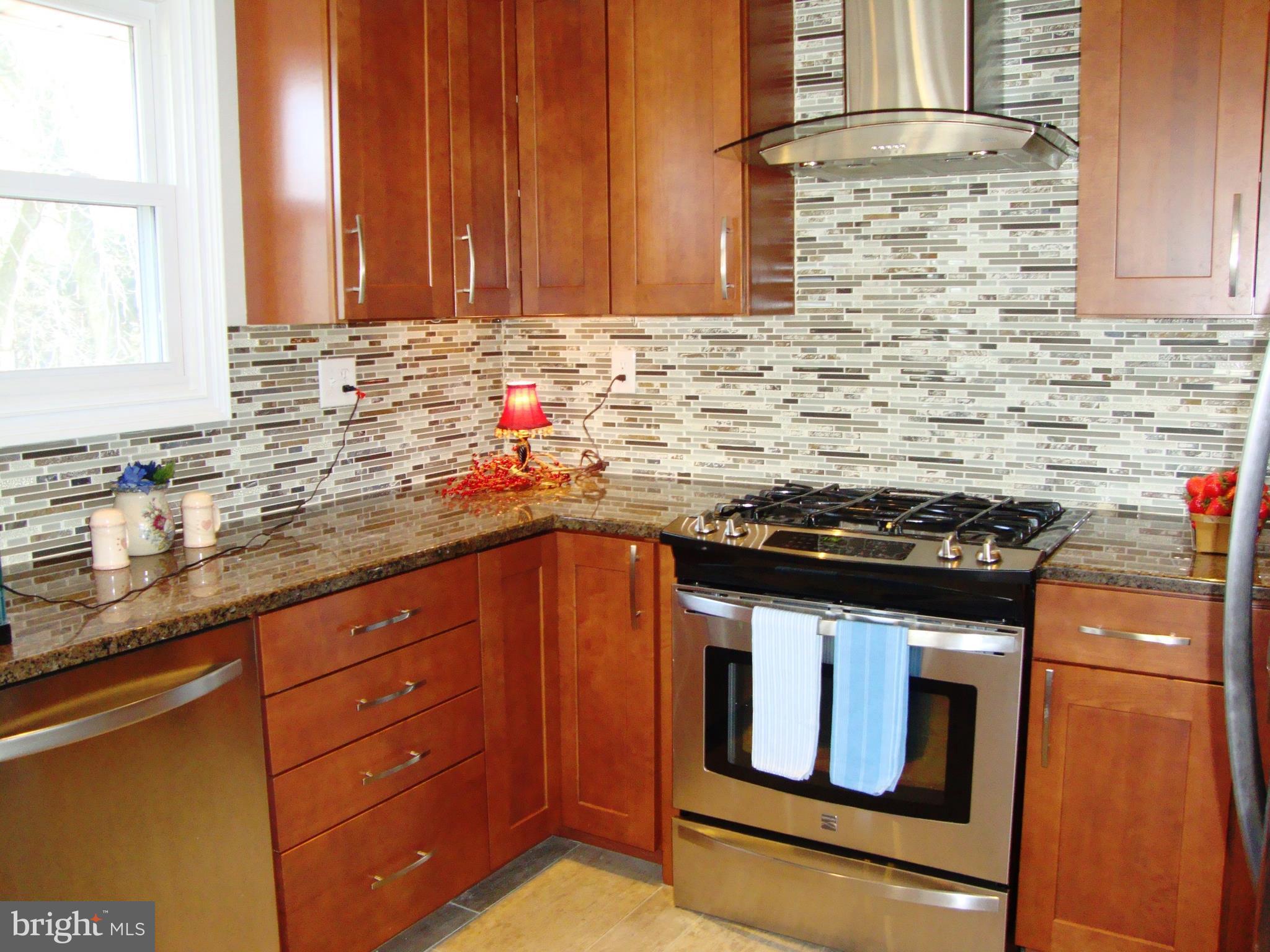 3803 Longley Road Abingdon, MD 21009 - Photo 7 of 30 Maple Cabinets
