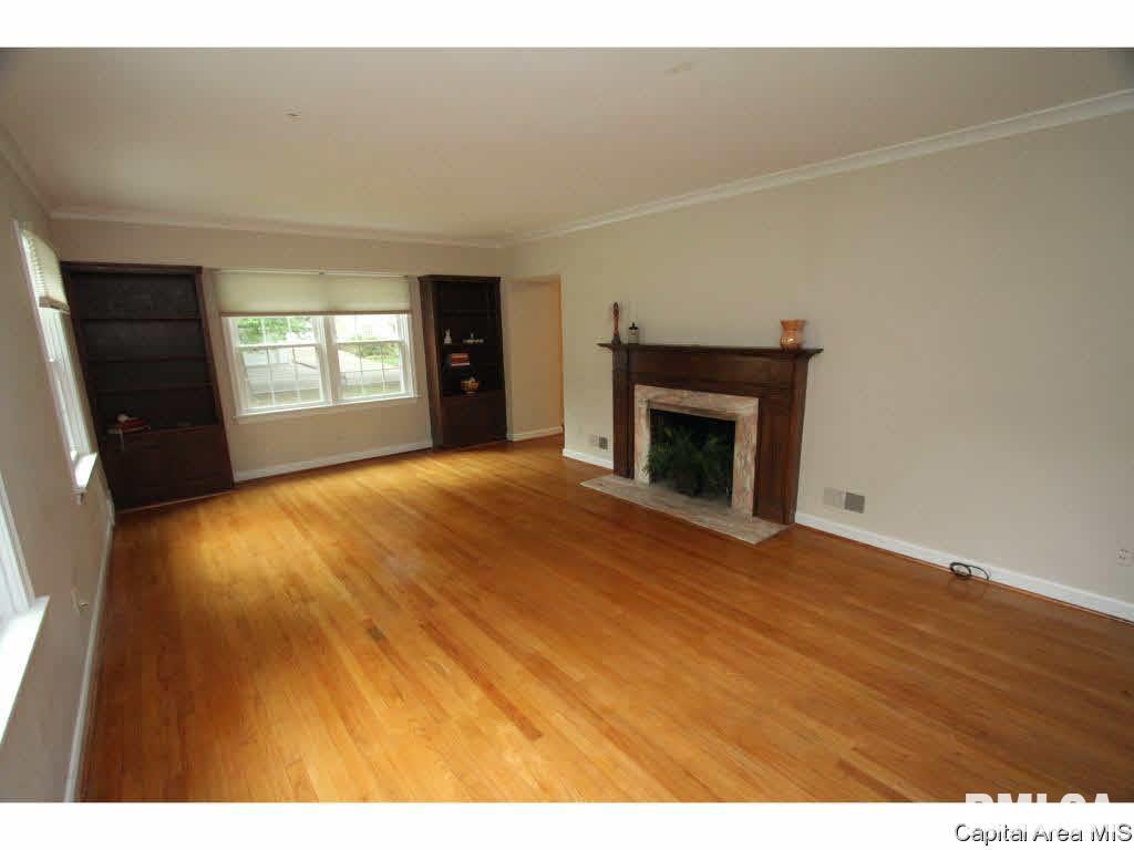 1925 South Wiggins Avenue Springfield, IL 62704 - Photo 5 of 32