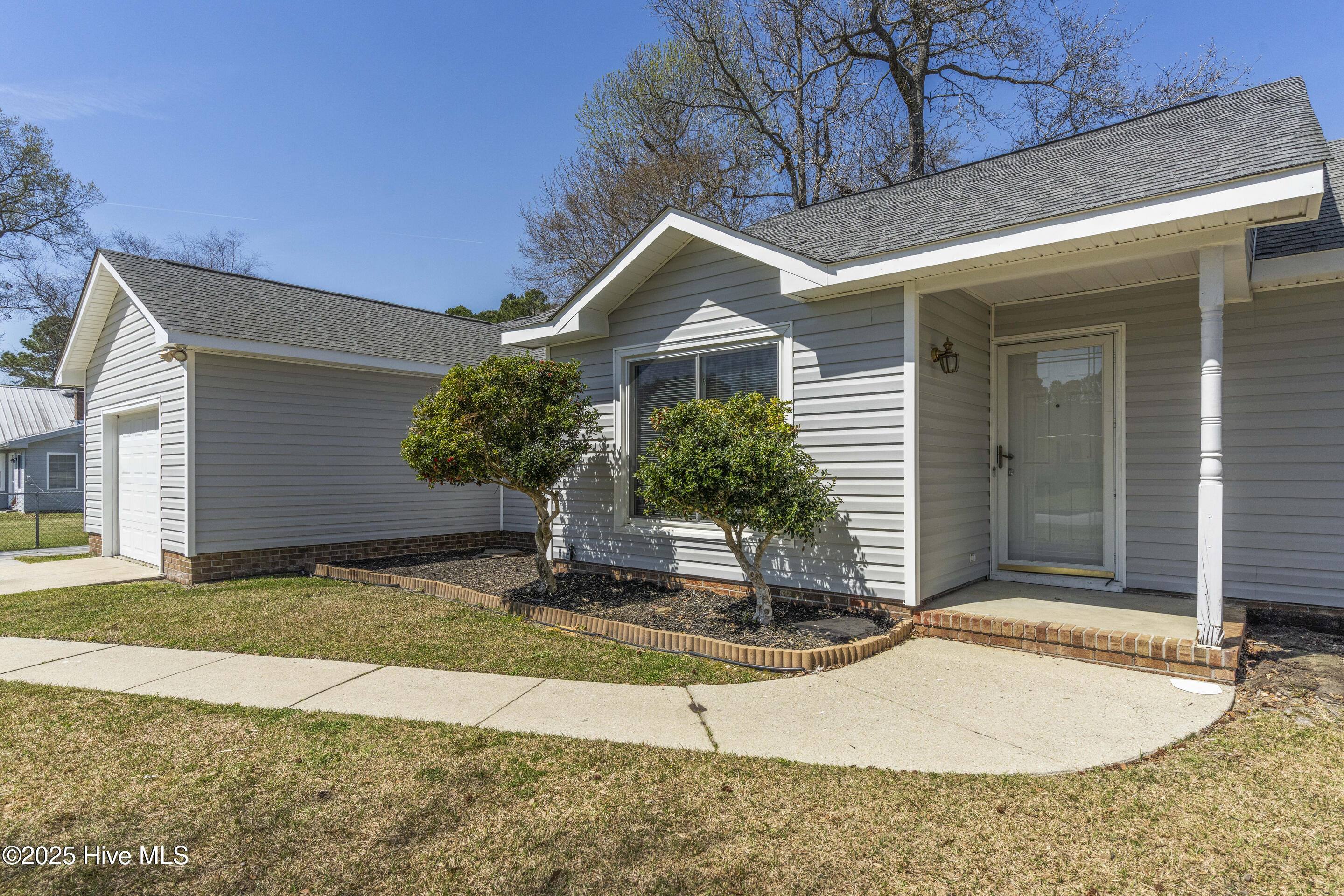 284 Raintree Road Jacksonville, NC 28540 - Photo 5 of 44 mls-DSC09252