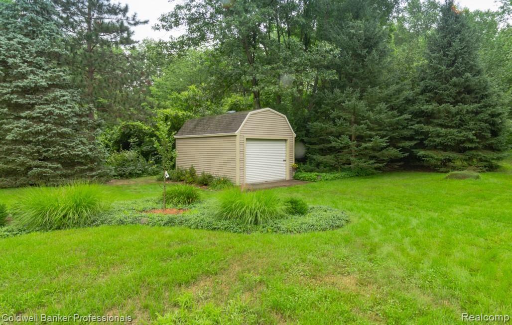 821 West Sutton Road Metamora, MI 48455 - Photo 55 of 66 821 W Sutton-57.jpg